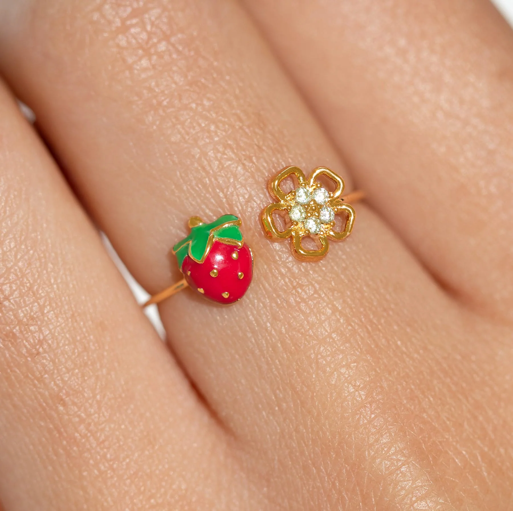 Bloom & Berry Adjustable Ring - Image 2