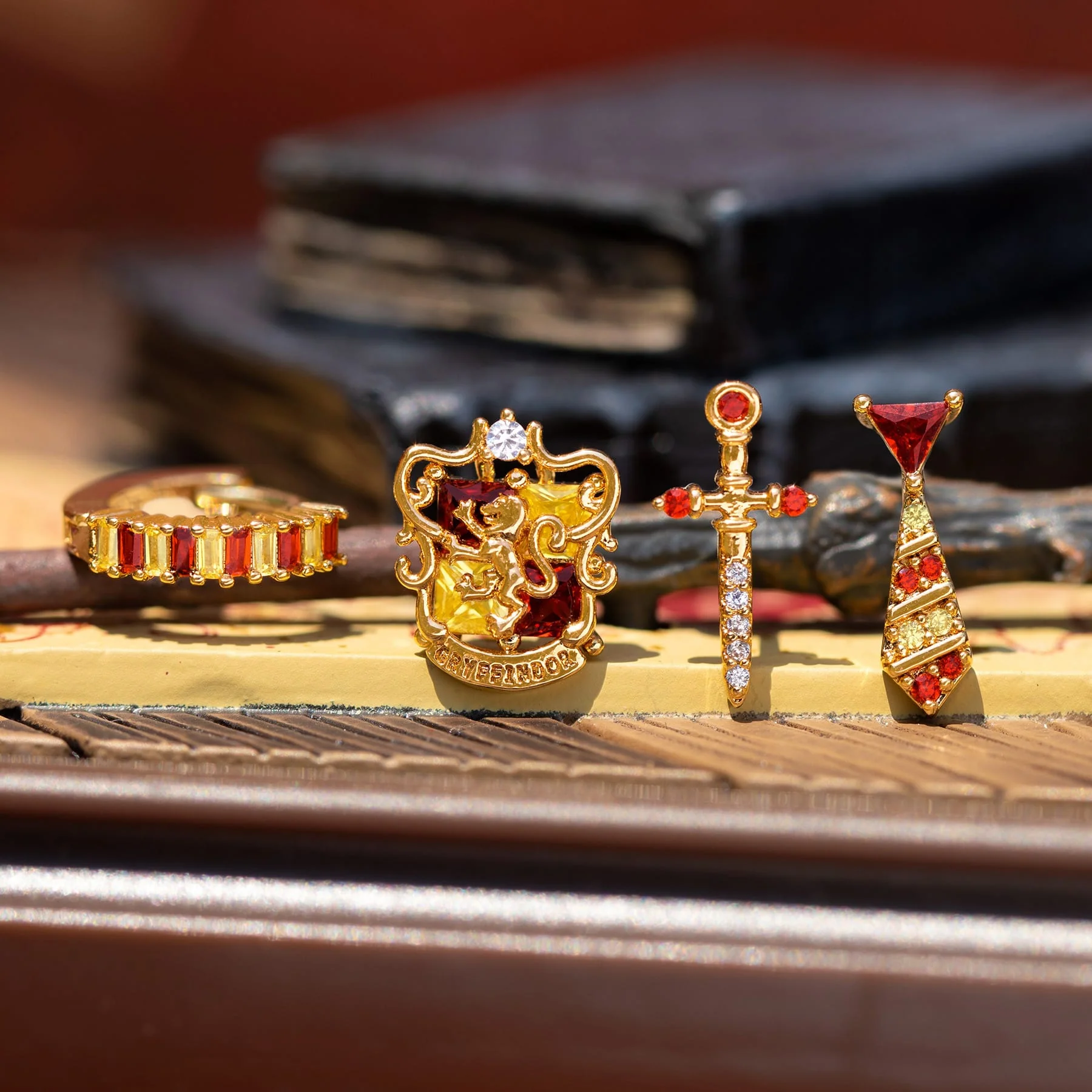 Harry Potter Gryffindor House Earring Set - Image 2