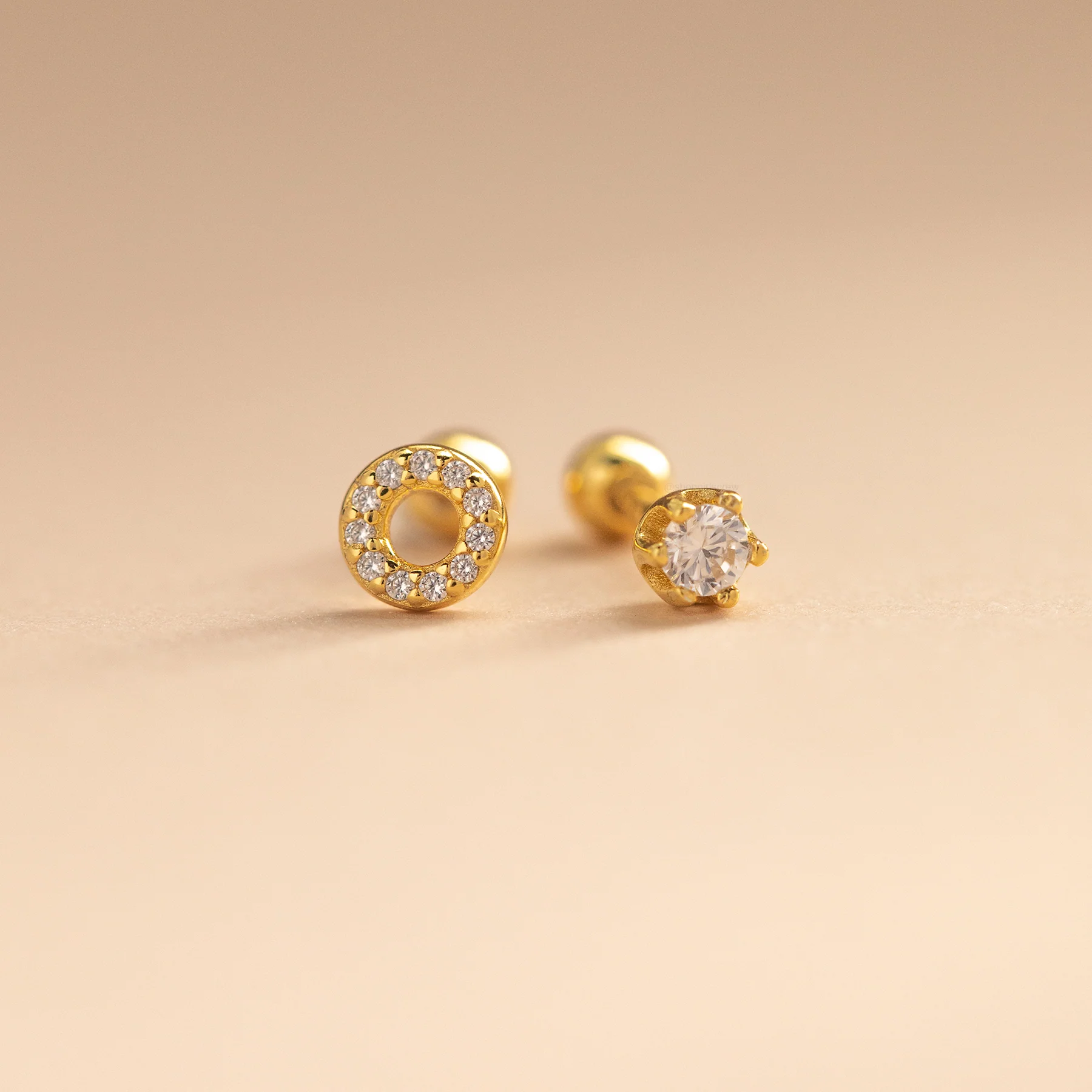 Singapore Initial Studs - Image 33
