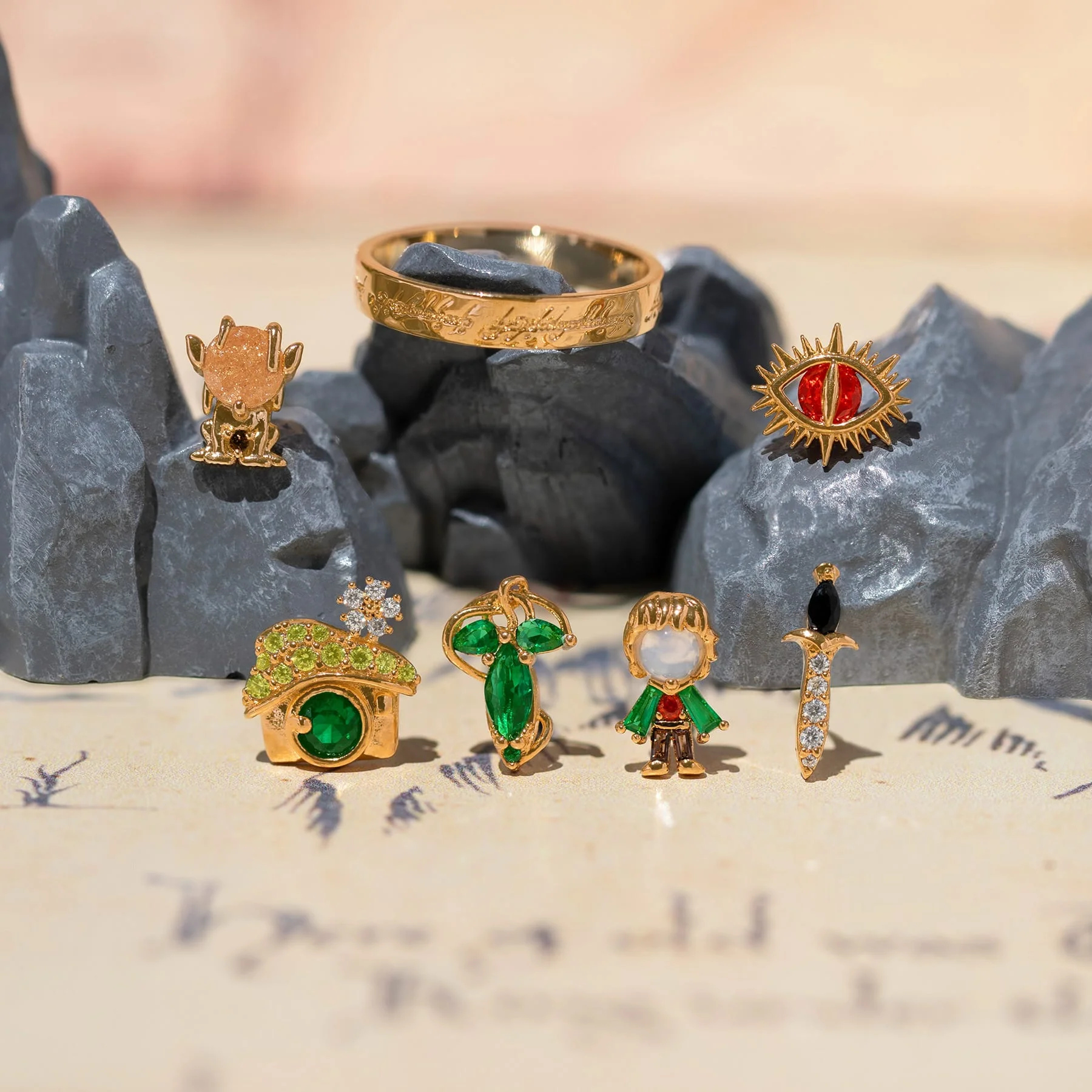 The Lord of the Rings Eye of Sauron Studs - Image 8