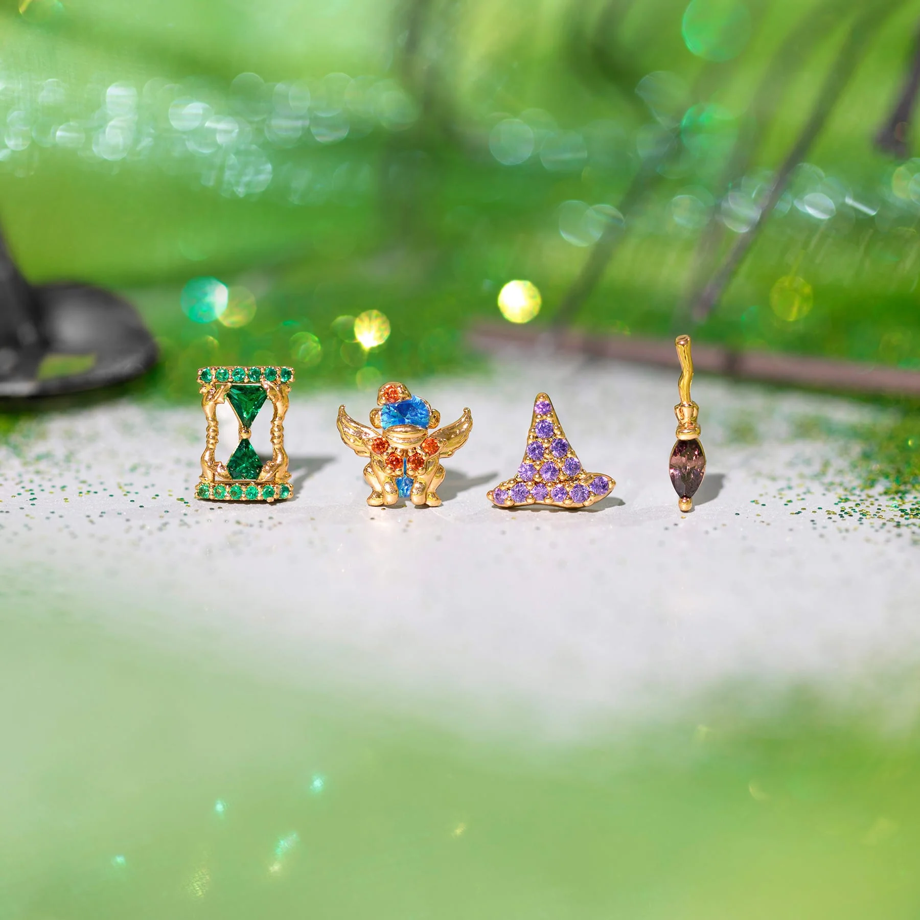 Wicked Witch of the West Stud Set - Image 4